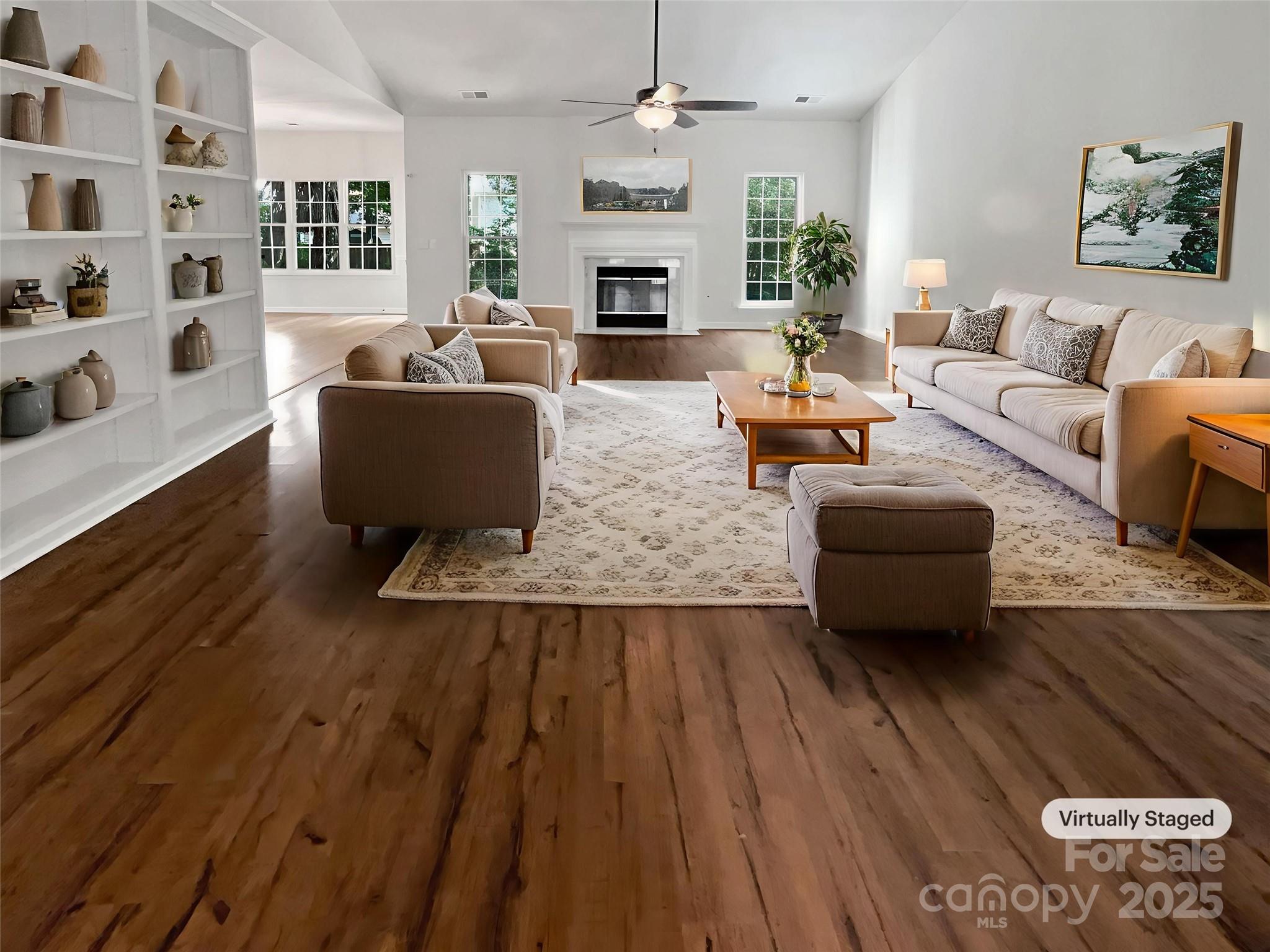 11103 Fox Cove Drive Property Photo 2