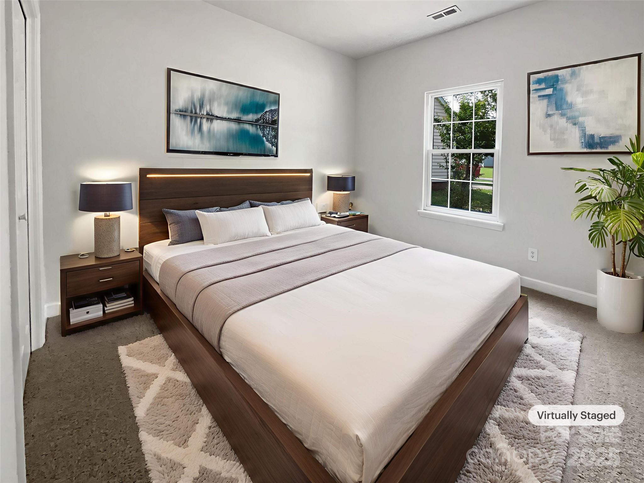 11103 Fox Cove Drive Property Photo 4