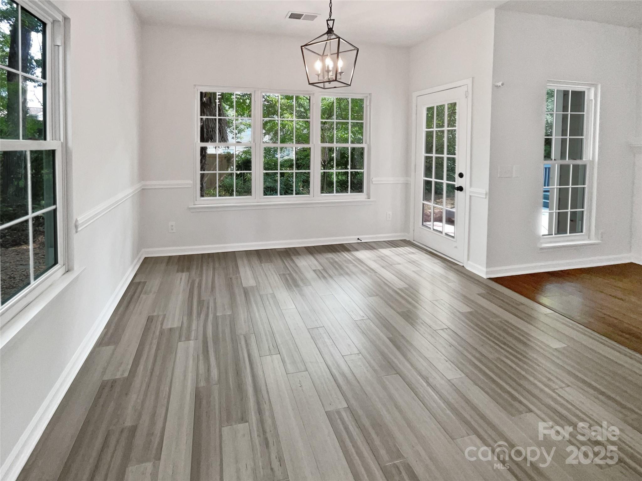 11103 Fox Cove Drive Property Photo 11