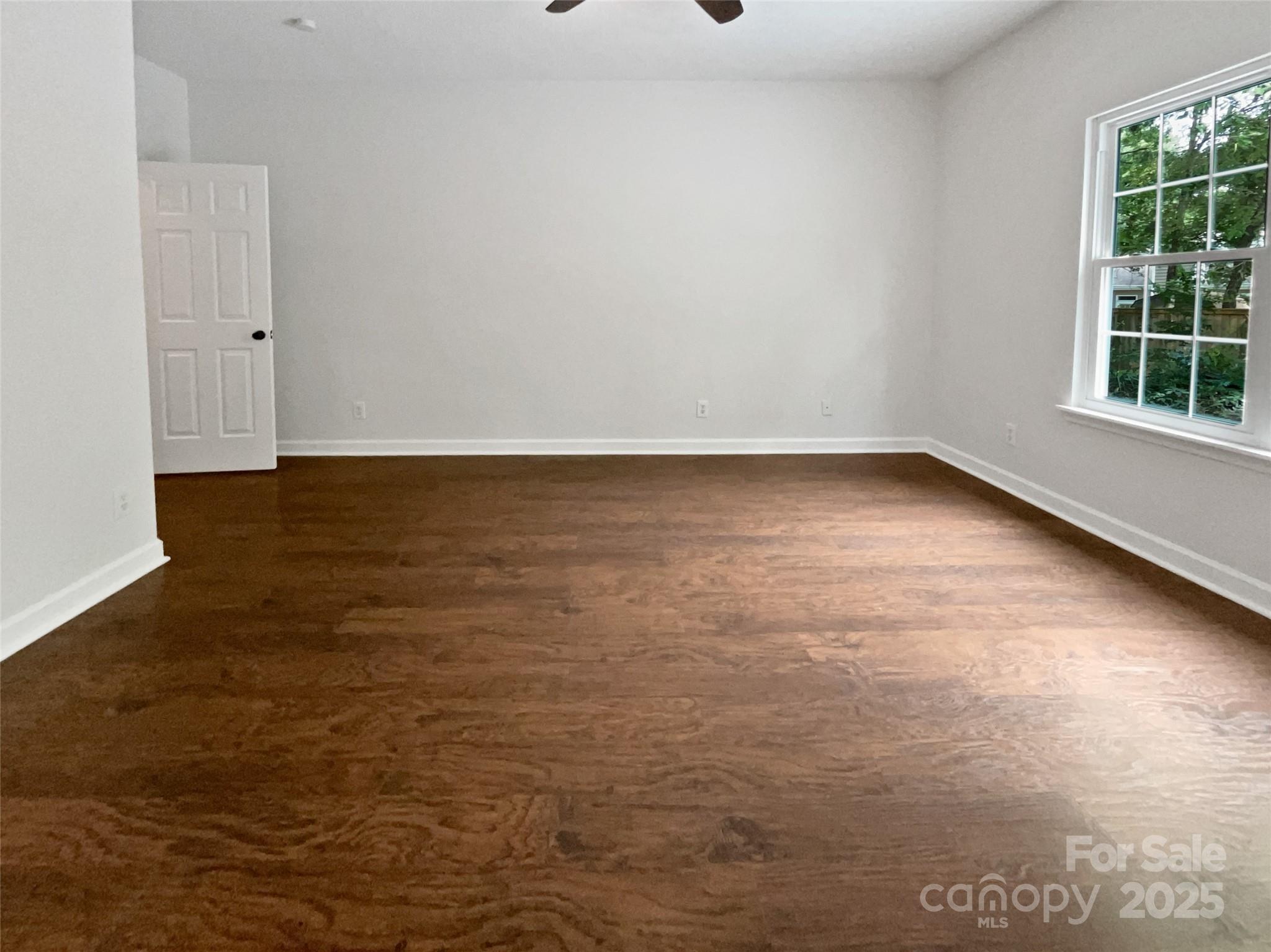 11103 Fox Cove Drive Property Photo 18