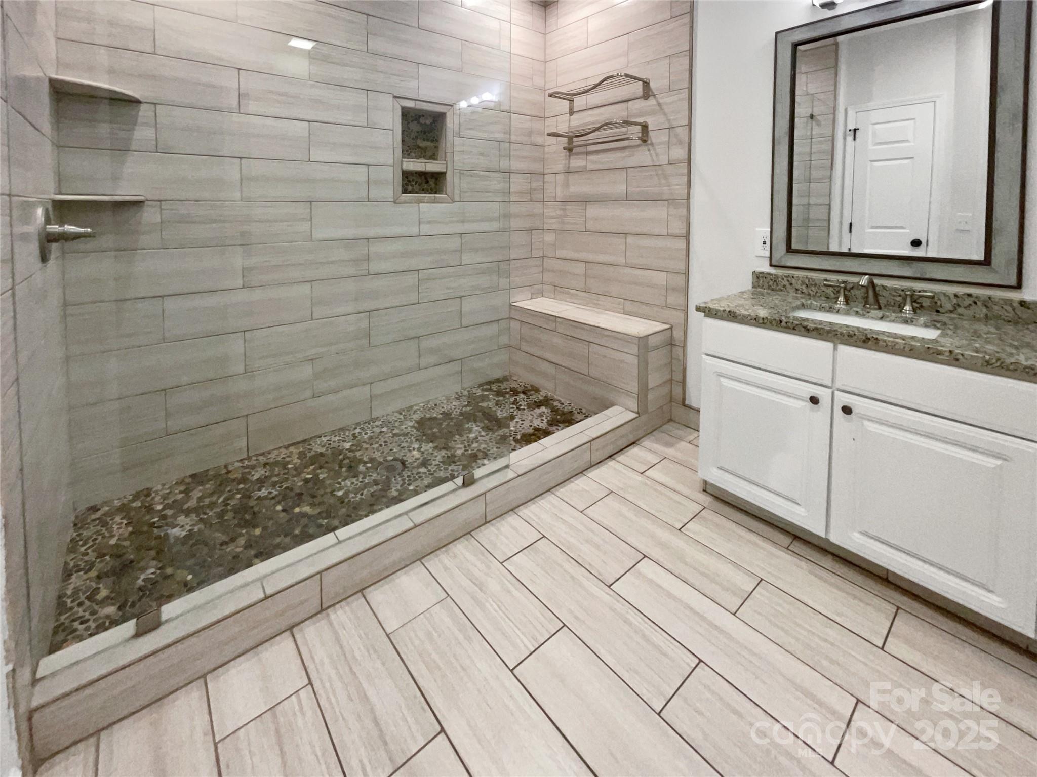 11103 Fox Cove Drive Property Photo 19