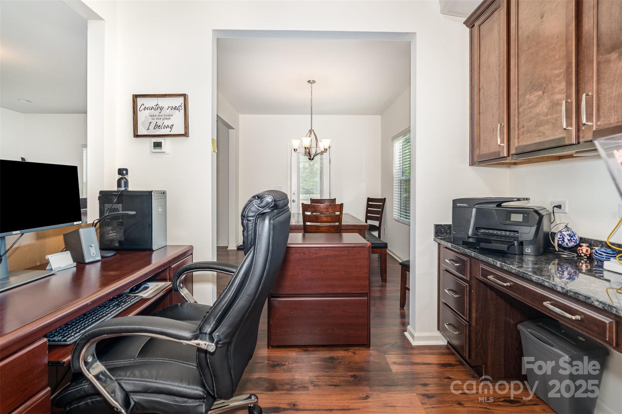 839 Foxglove Lane Property Photo 16