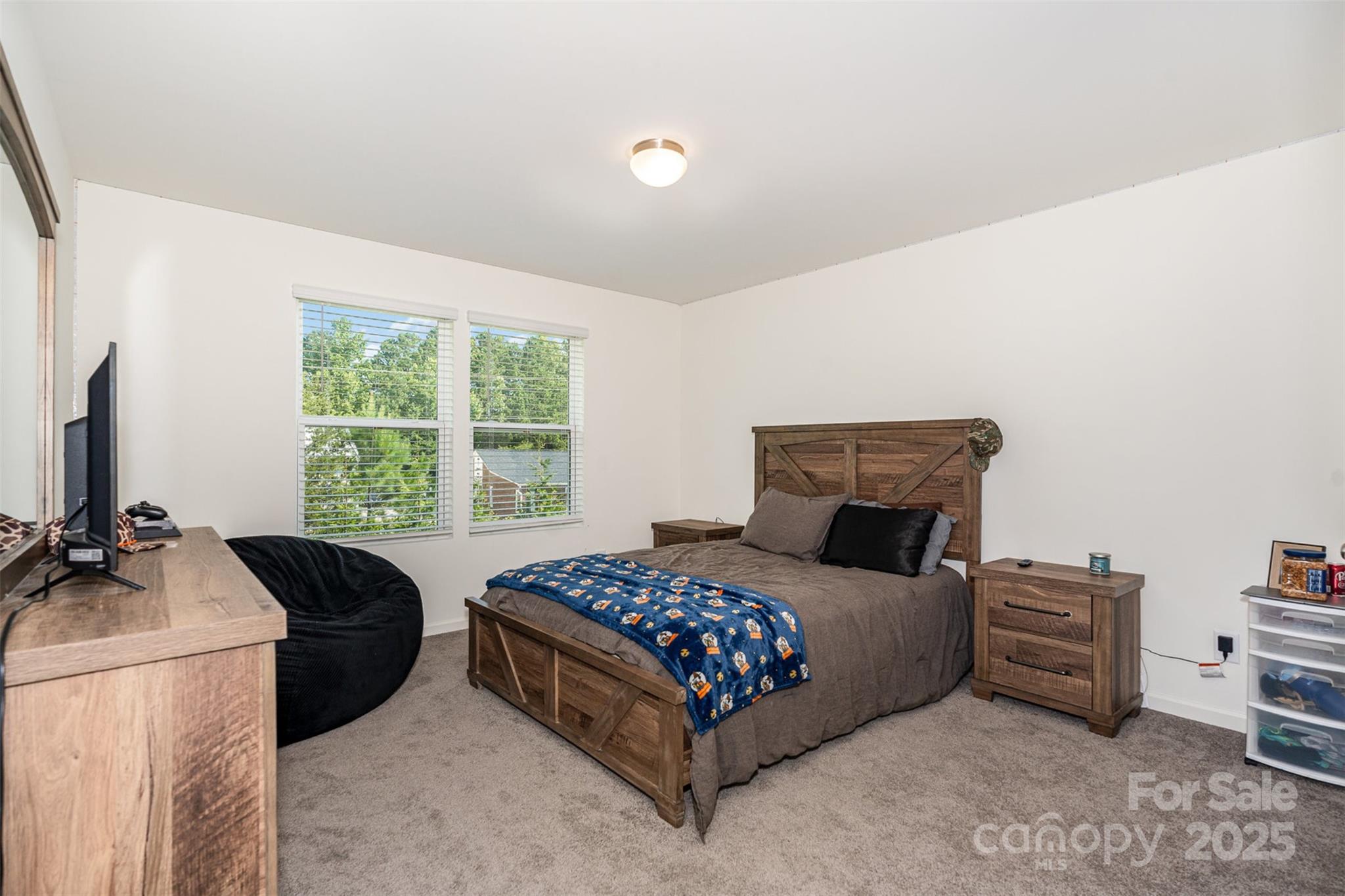 839 Foxglove Lane Property Photo 24