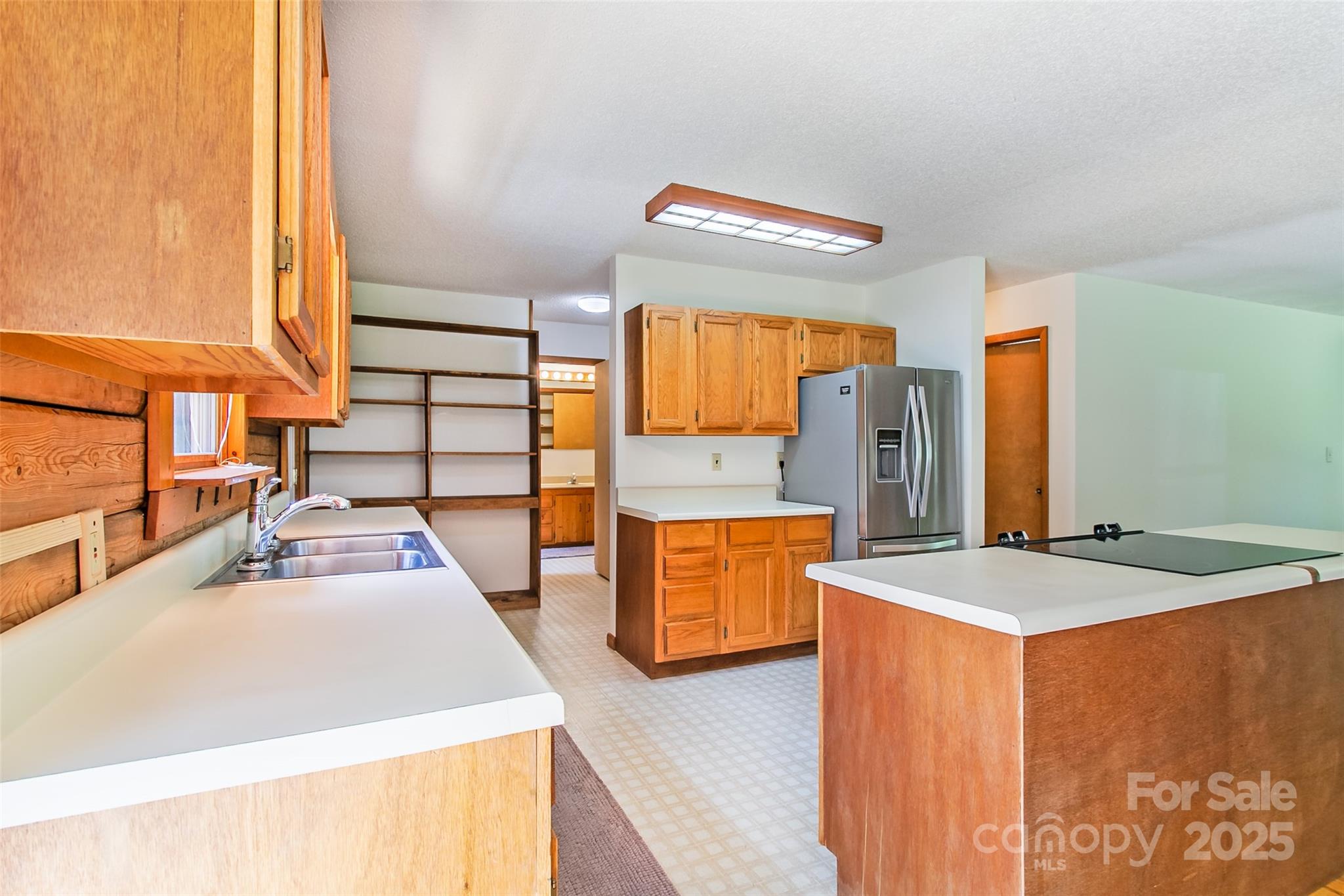 60 Treadway Drive Property Photo 6