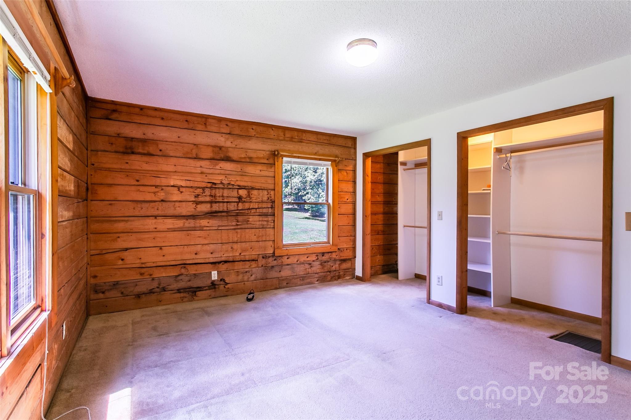 60 Treadway Drive Property Photo 8