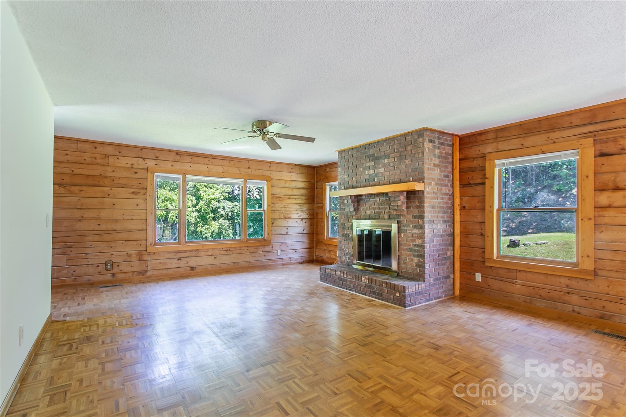 60 Treadway Drive Property Photo 18