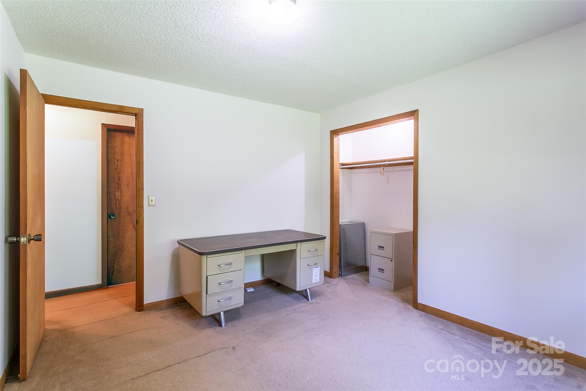 60 Treadway Drive Property Photo 24