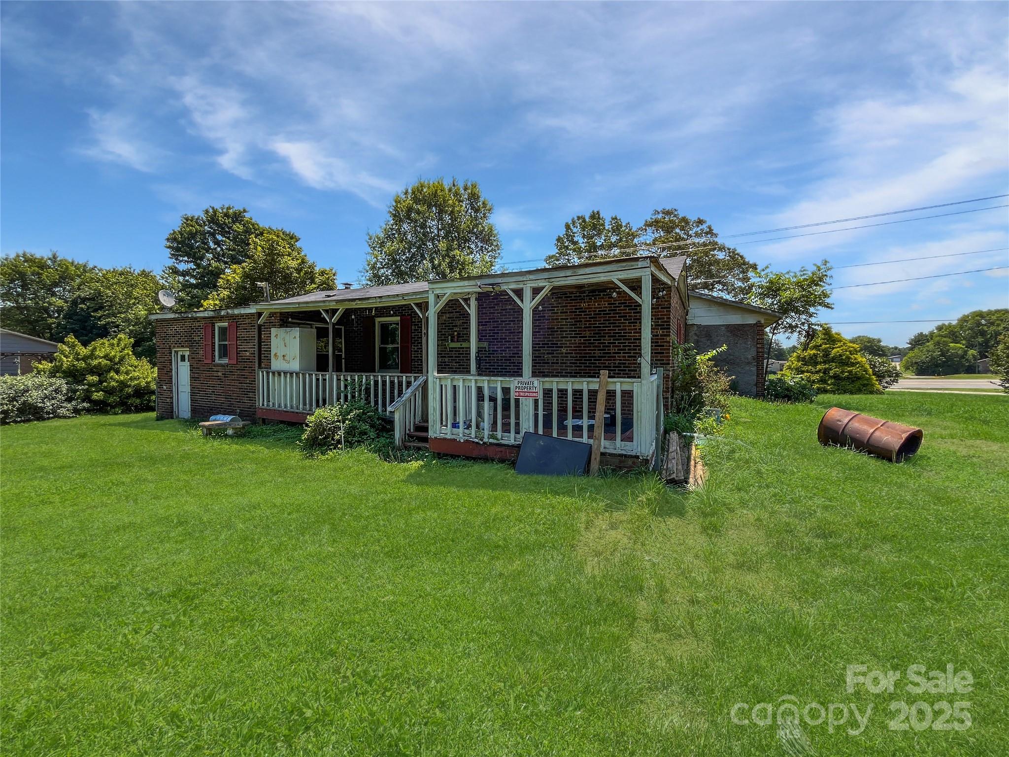 8397 Rhodhiss Road Property Photo 2