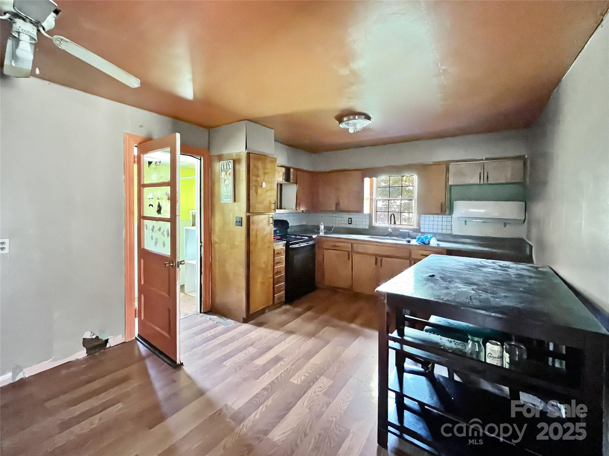 8397 Rhodhiss Road Property Photo 4