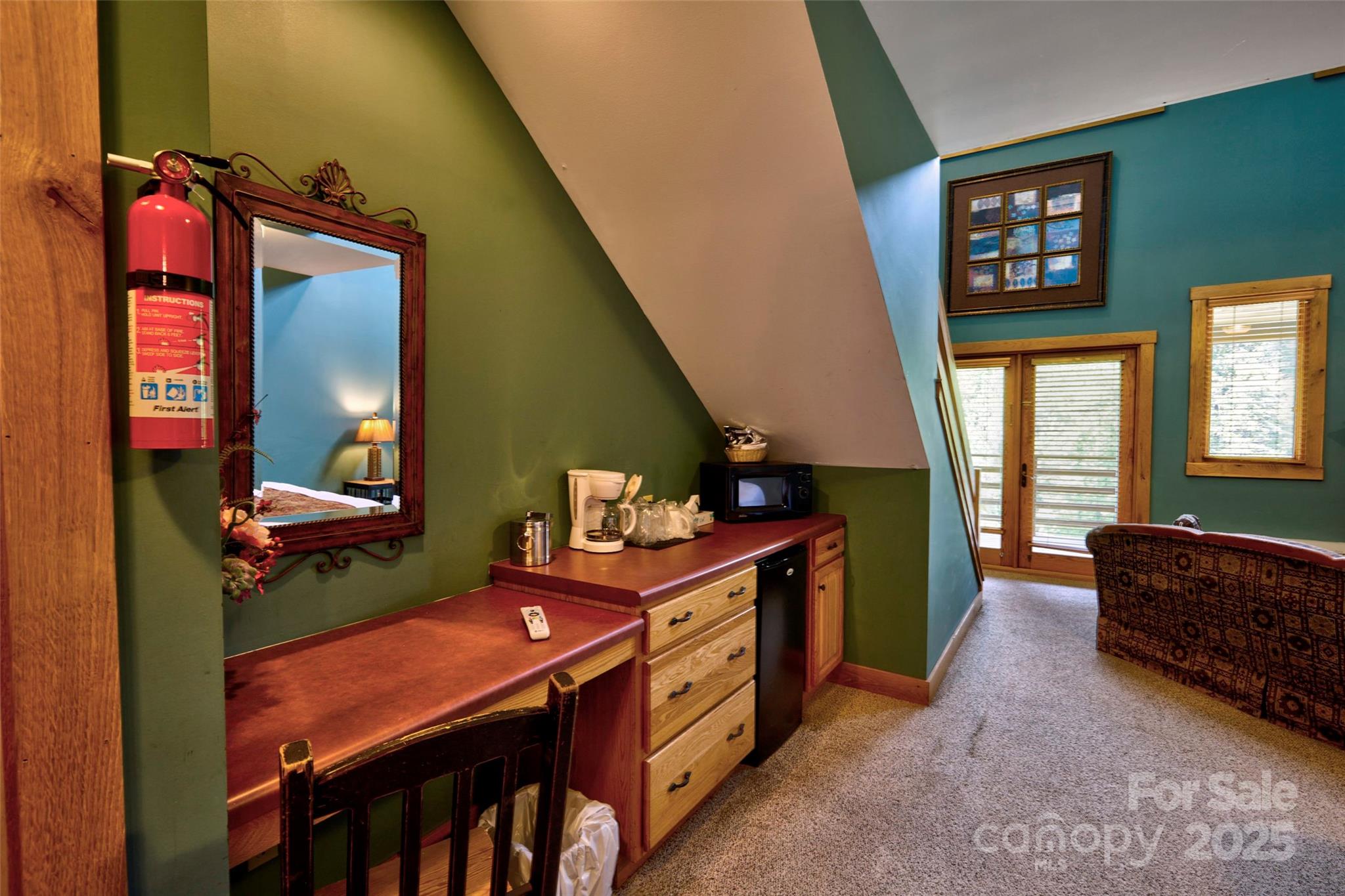 31 Valley Lane Property Photo 6
