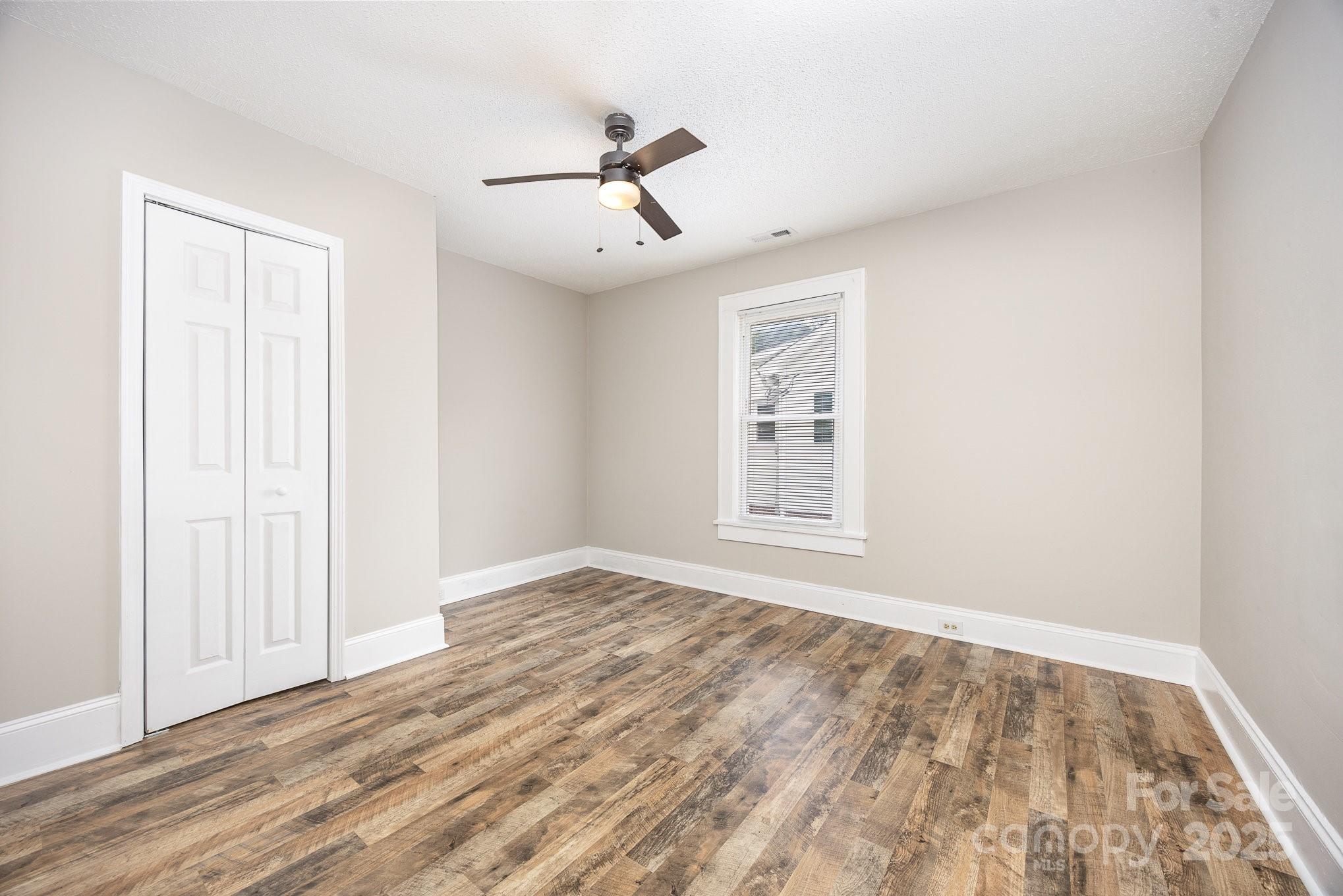 900 N Salisbury Avenue Property Photo 14