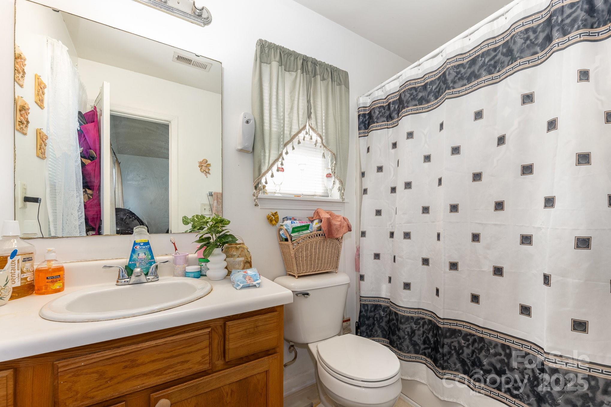 5448 Wyalong Drive Property Photo 10