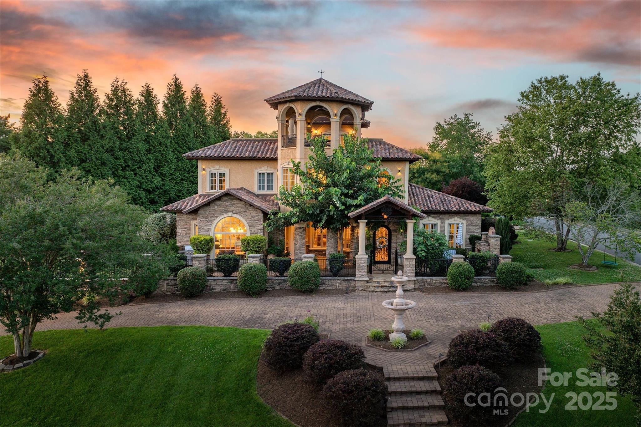 806 37th Avenue Property Photo 1