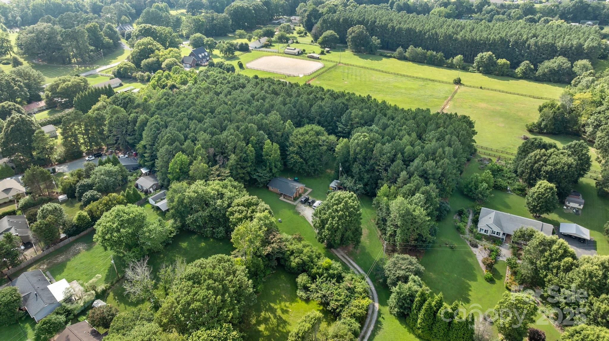 1108 Willoughby Road Property Photo 5