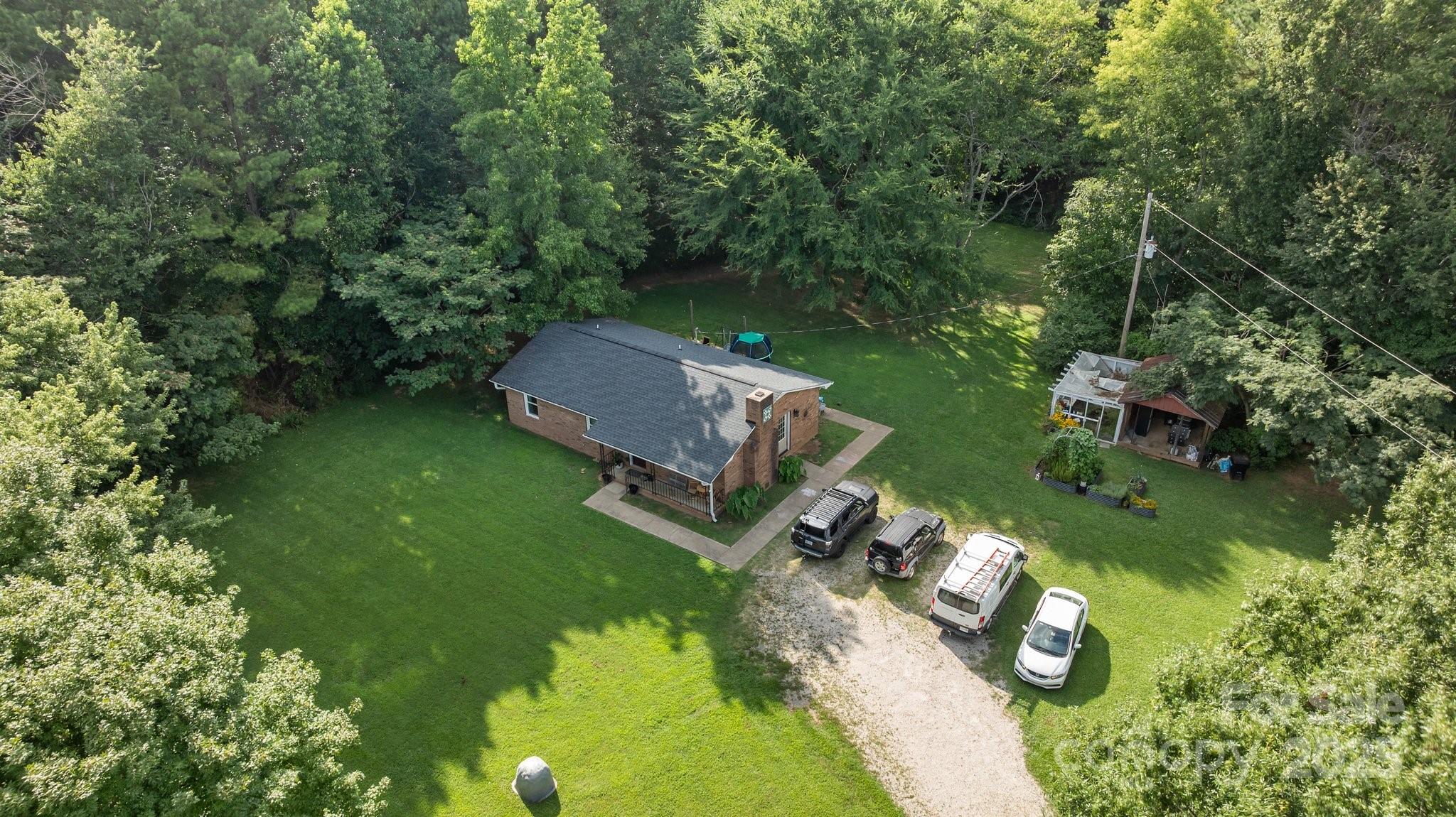 1108 Willoughby Road Property Photo 14