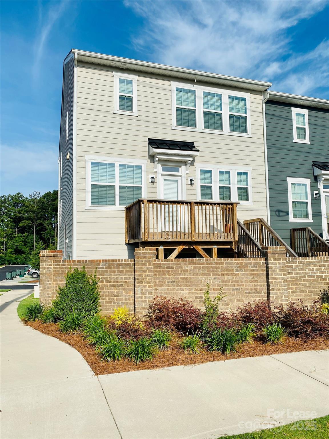 15104 Holly Run Lane Property Photo 2
