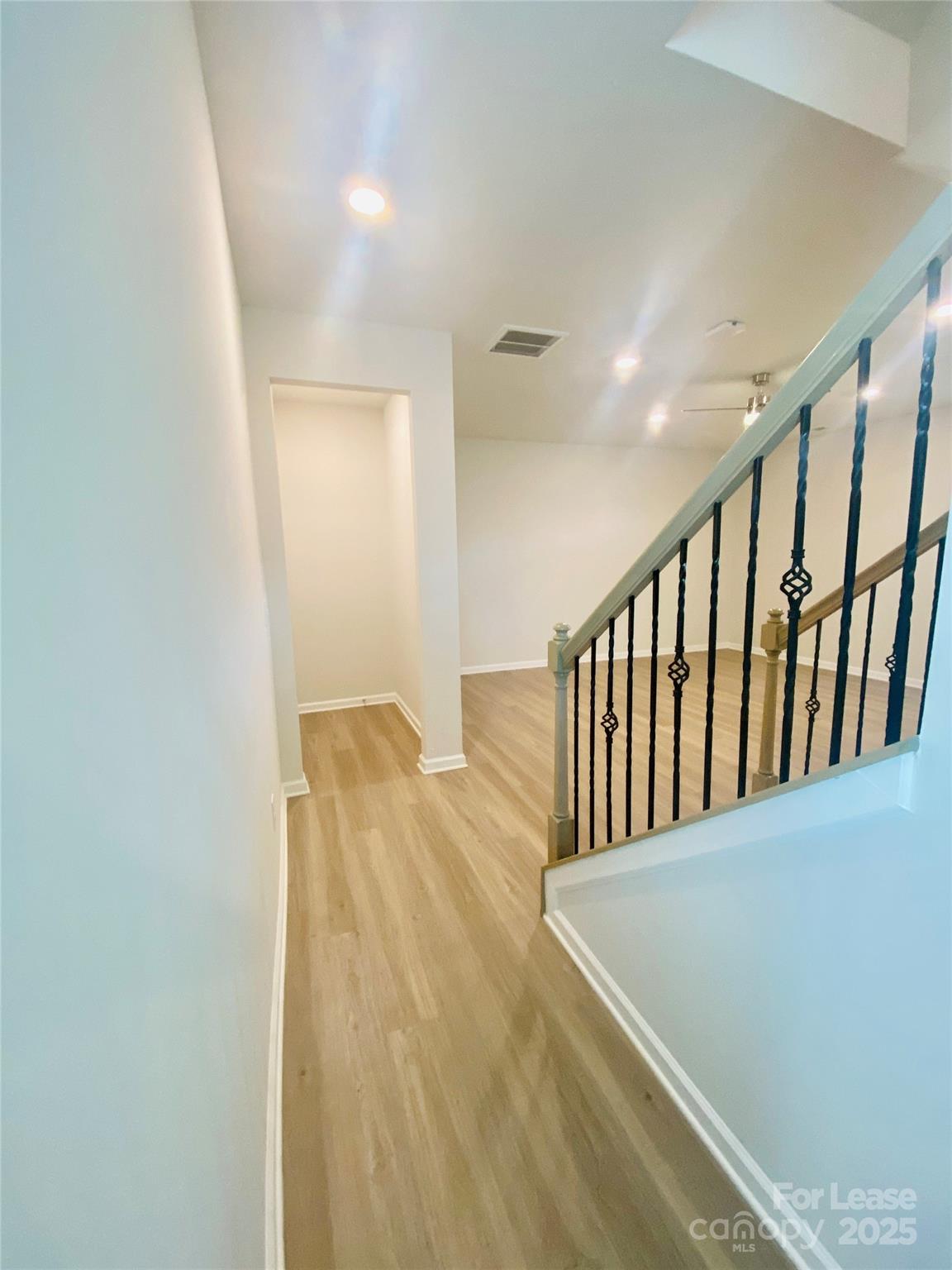 15104 Holly Run Lane Property Photo 6