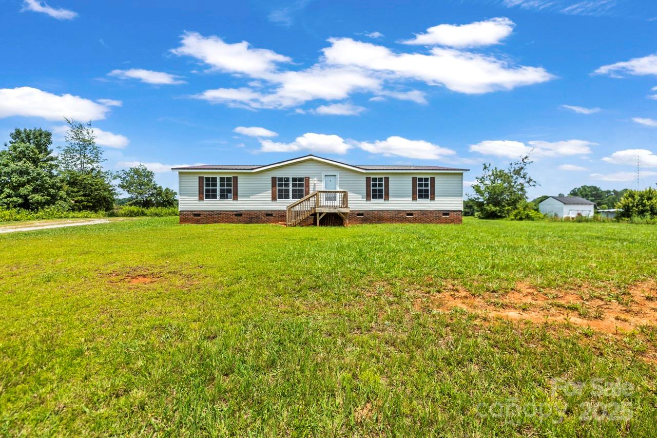 1133 Lynn Lane Picture