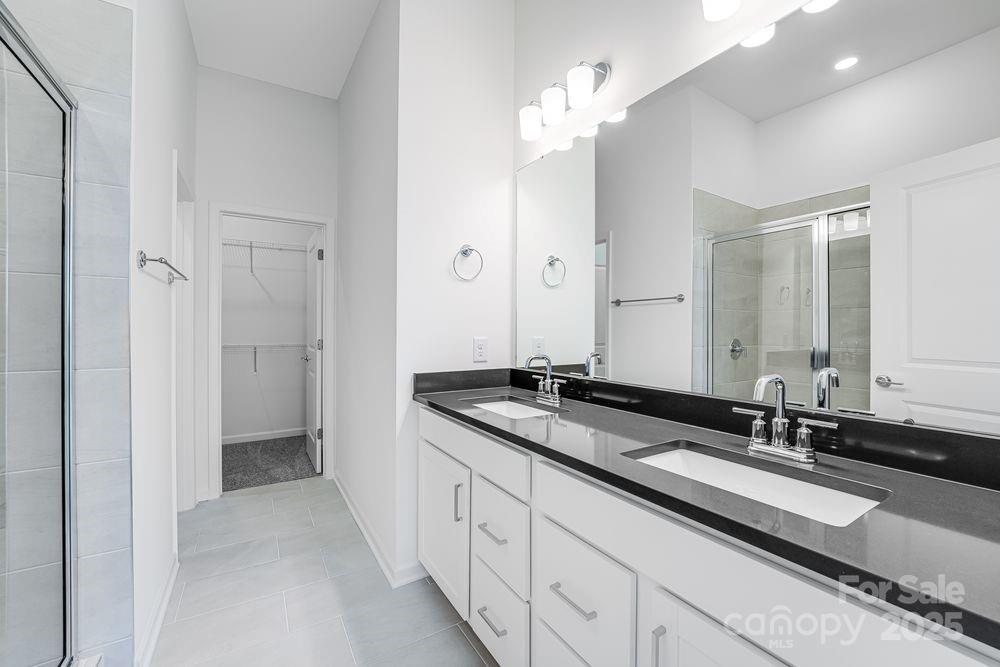 3128 Beacon Heights Road Property Photo 7