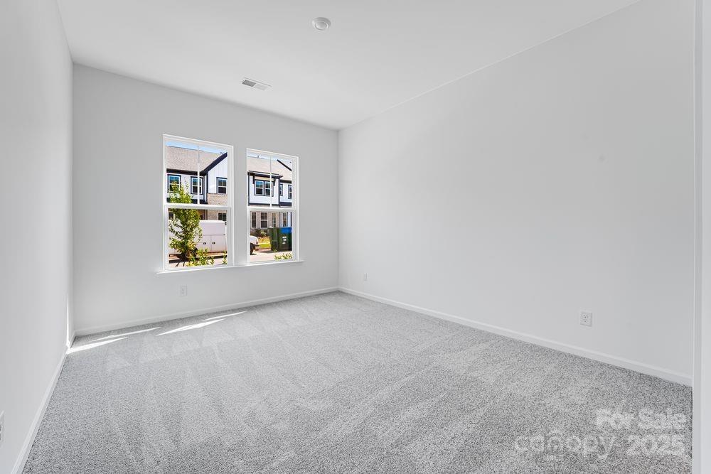 3128 Beacon Heights Road Property Photo 11