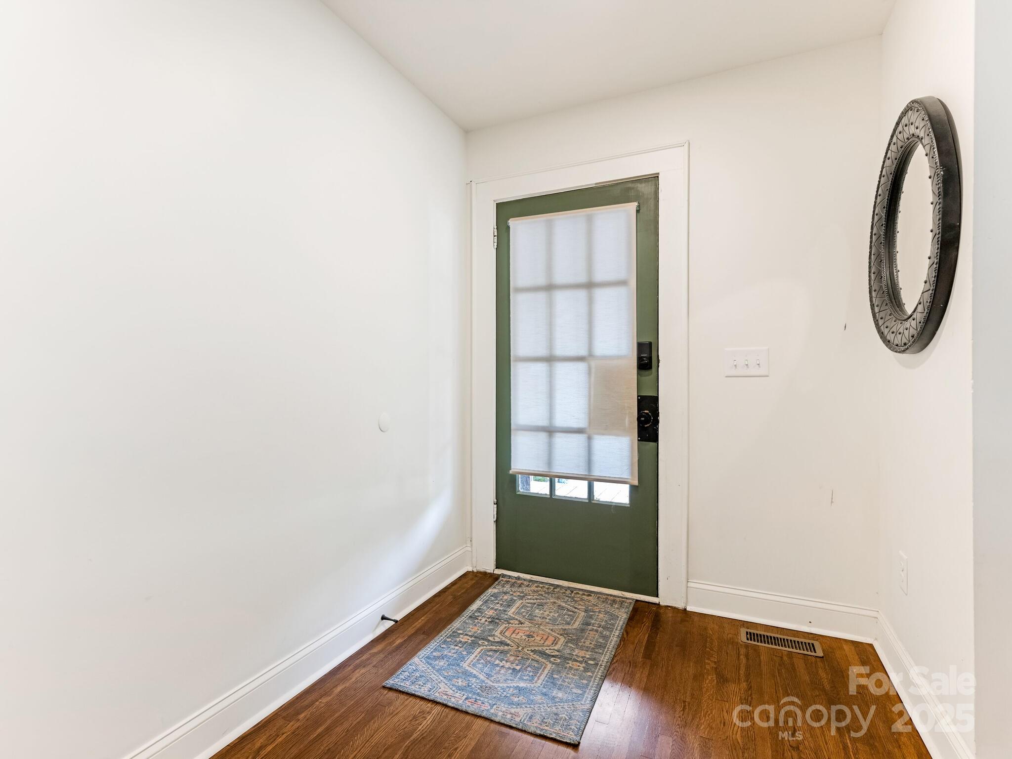 1102 Lane Street Property Photo 5