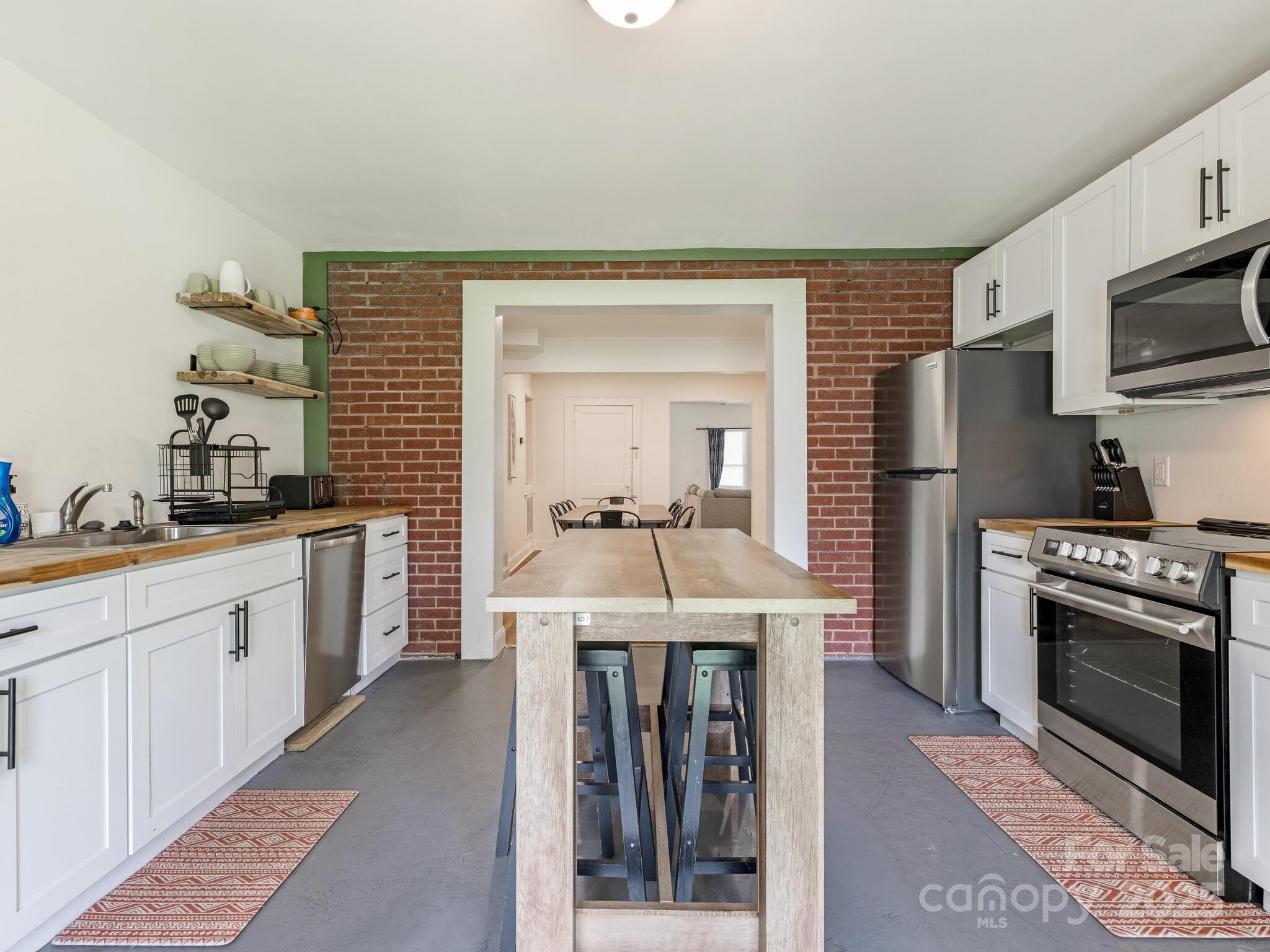 1102 Lane Street Property Photo 13