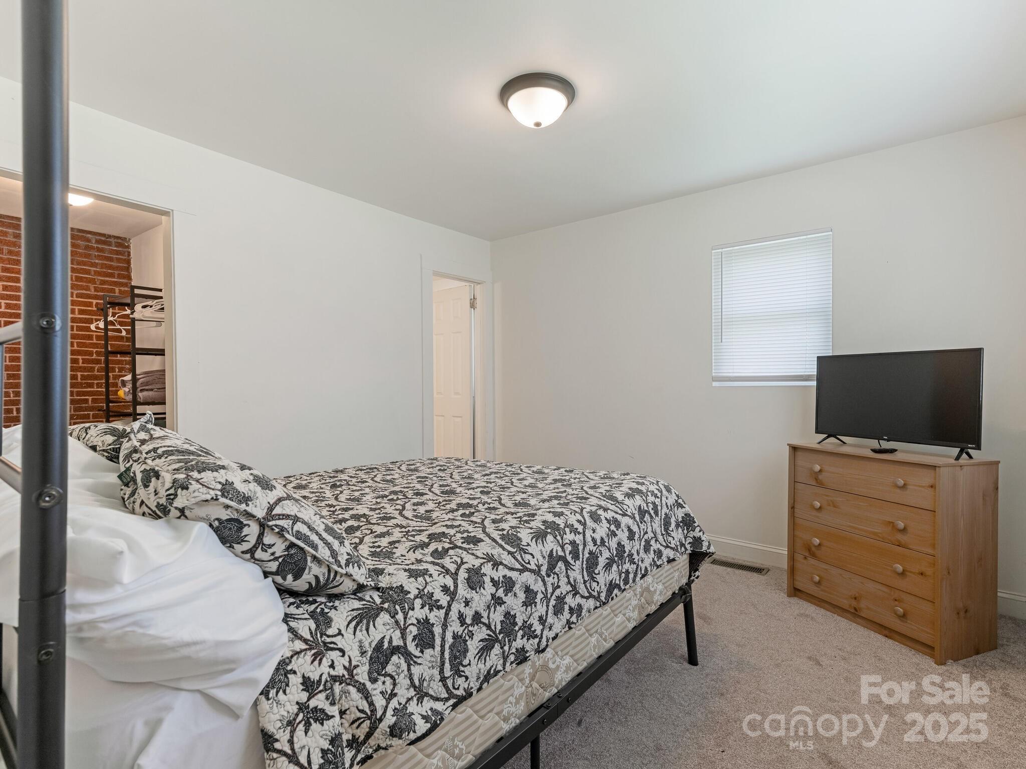 1102 Lane Street Property Photo 15