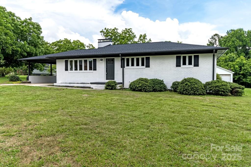 7724 E Holly Grove Road Property Photo 1