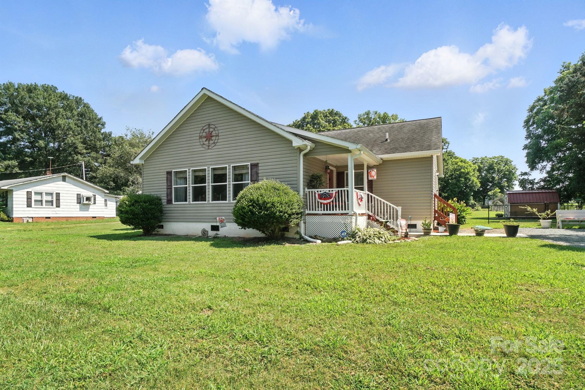 29636 Lakeside Drive Property Photo 1