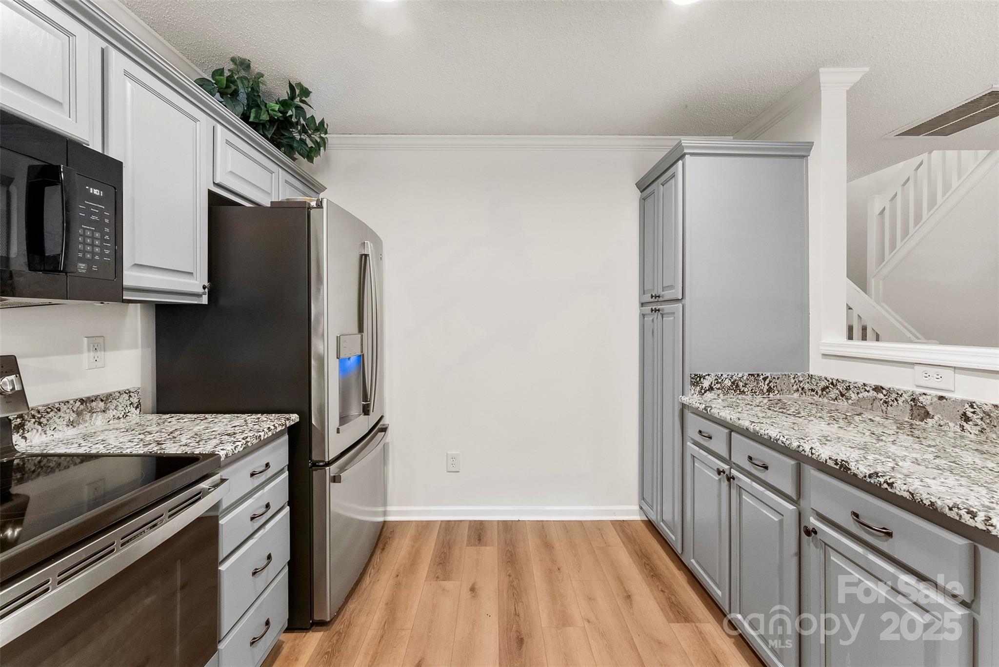 9977 Reindeer Way Lane Property Photo 10