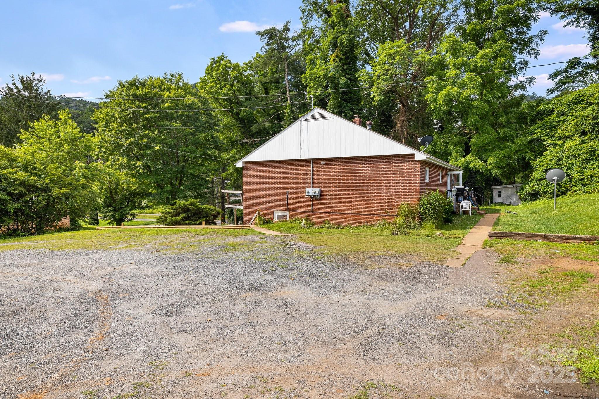 29 Winterberry Drive Property Photo 13
