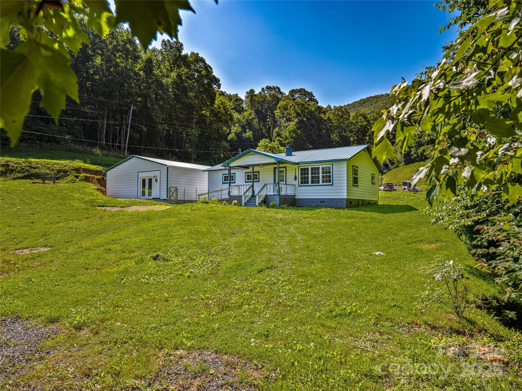 471 Claude Cook Road Property Photo 4