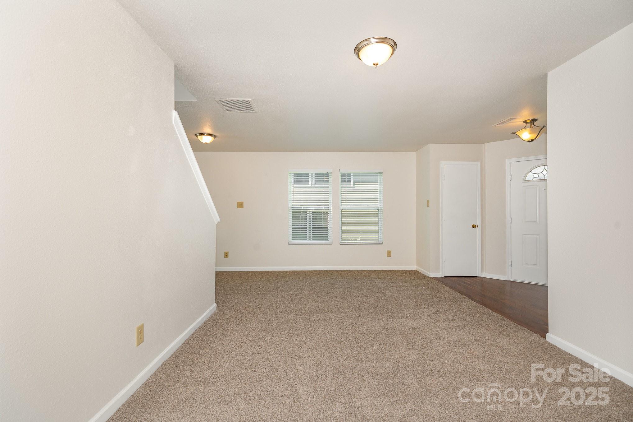 1432 Matthew Allen Circle Property Photo 5