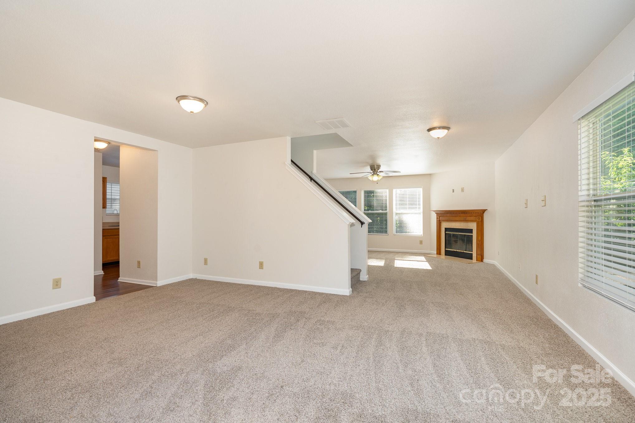 1432 Matthew Allen Circle Property Photo 7