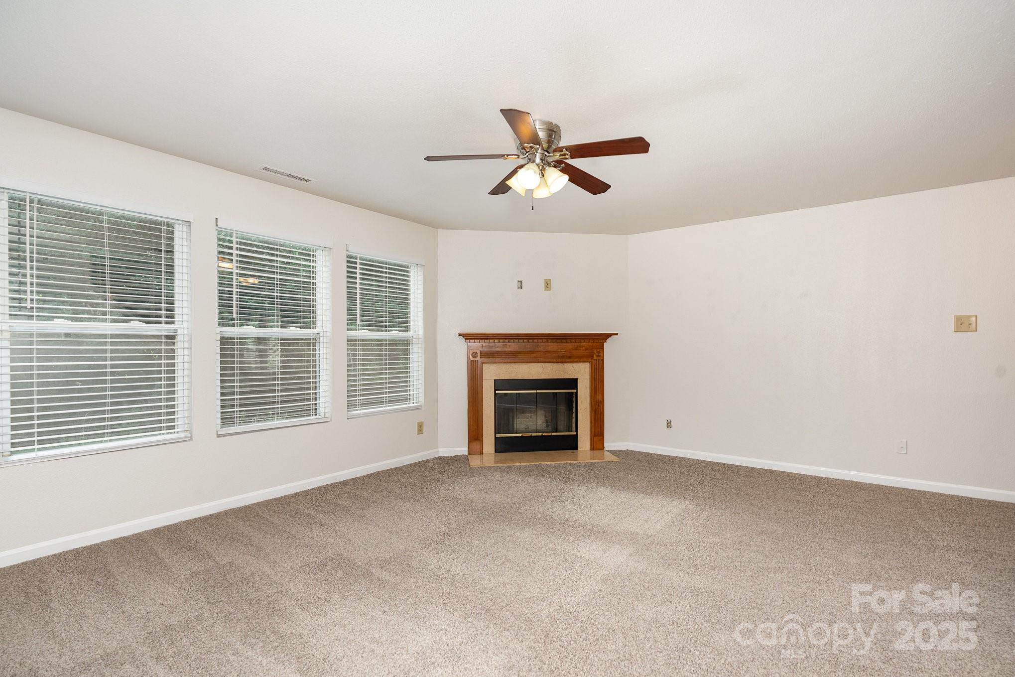 1432 Matthew Allen Circle Property Photo 9