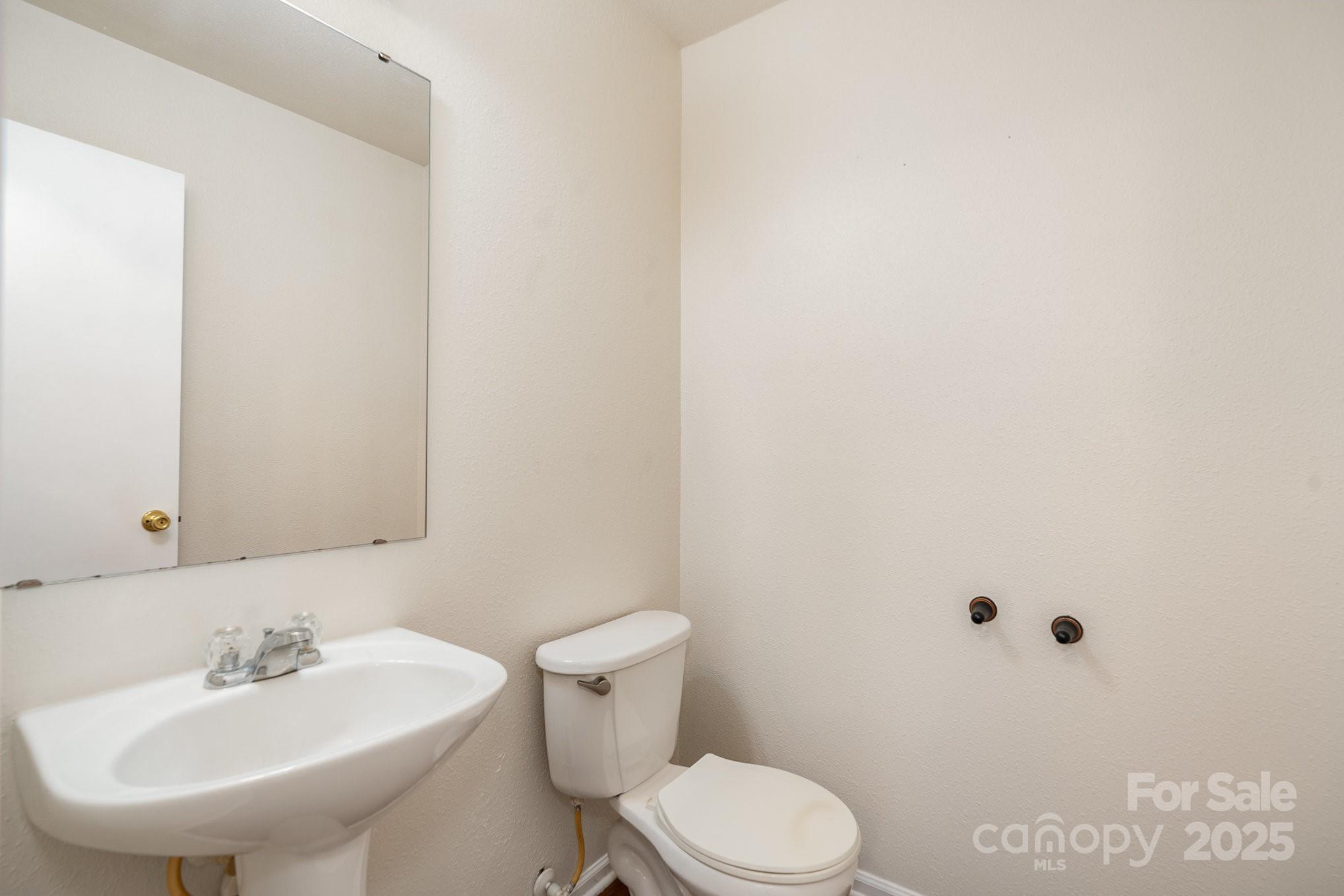 1432 Matthew Allen Circle Property Photo 17