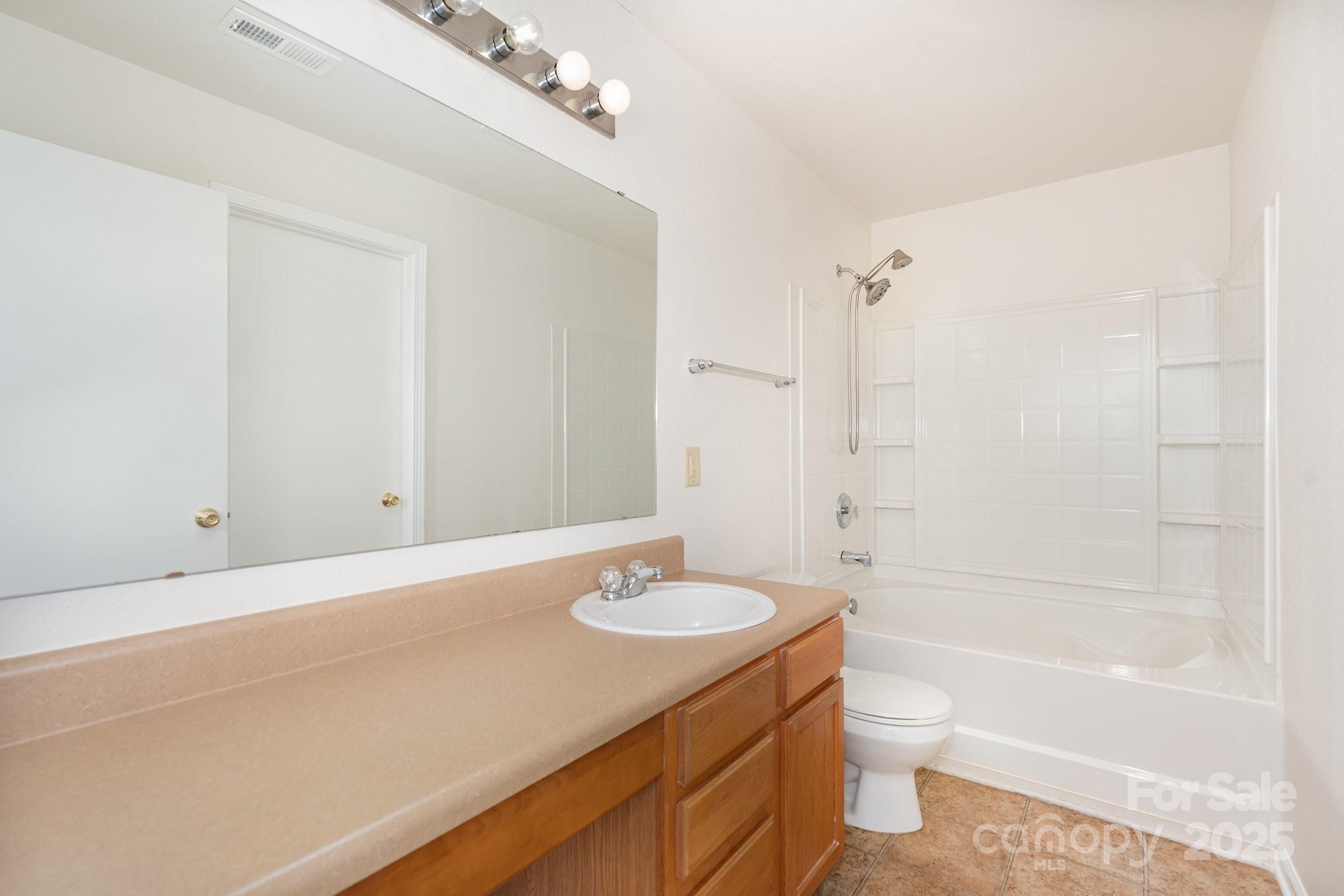1432 Matthew Allen Circle Property Photo 24
