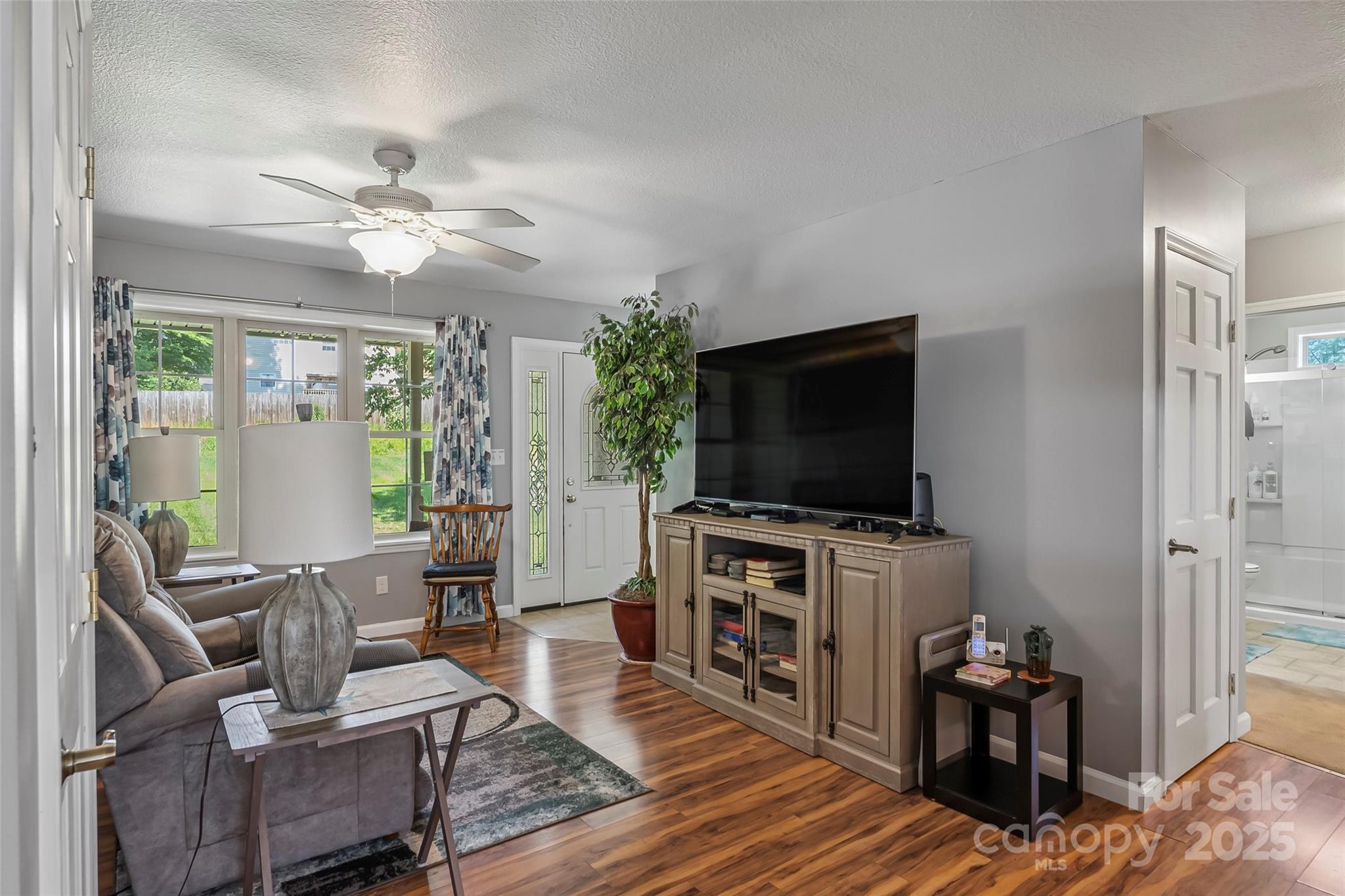 862 Asbury Road Property Photo 2