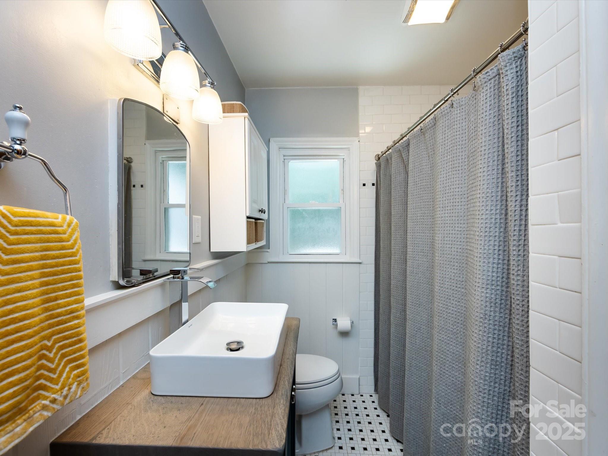 663 Mayview Drive Property Photo 14