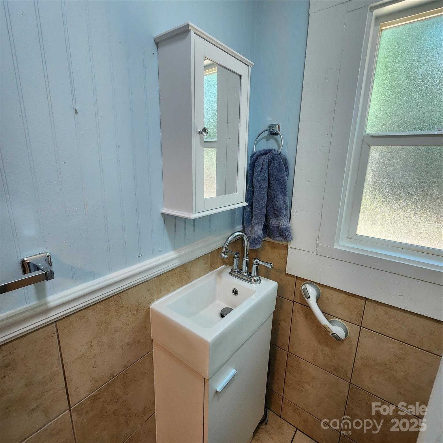 703/705 Smith Street Property Photo 11