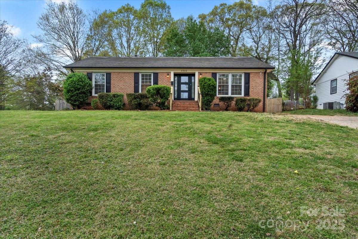 4932 Delivau Drive Property Photo 2