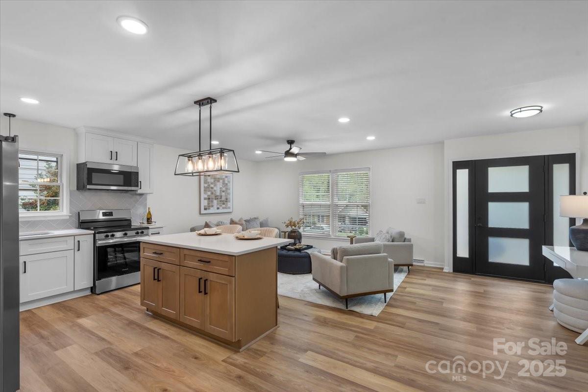 4932 Delivau Drive Property Photo 5