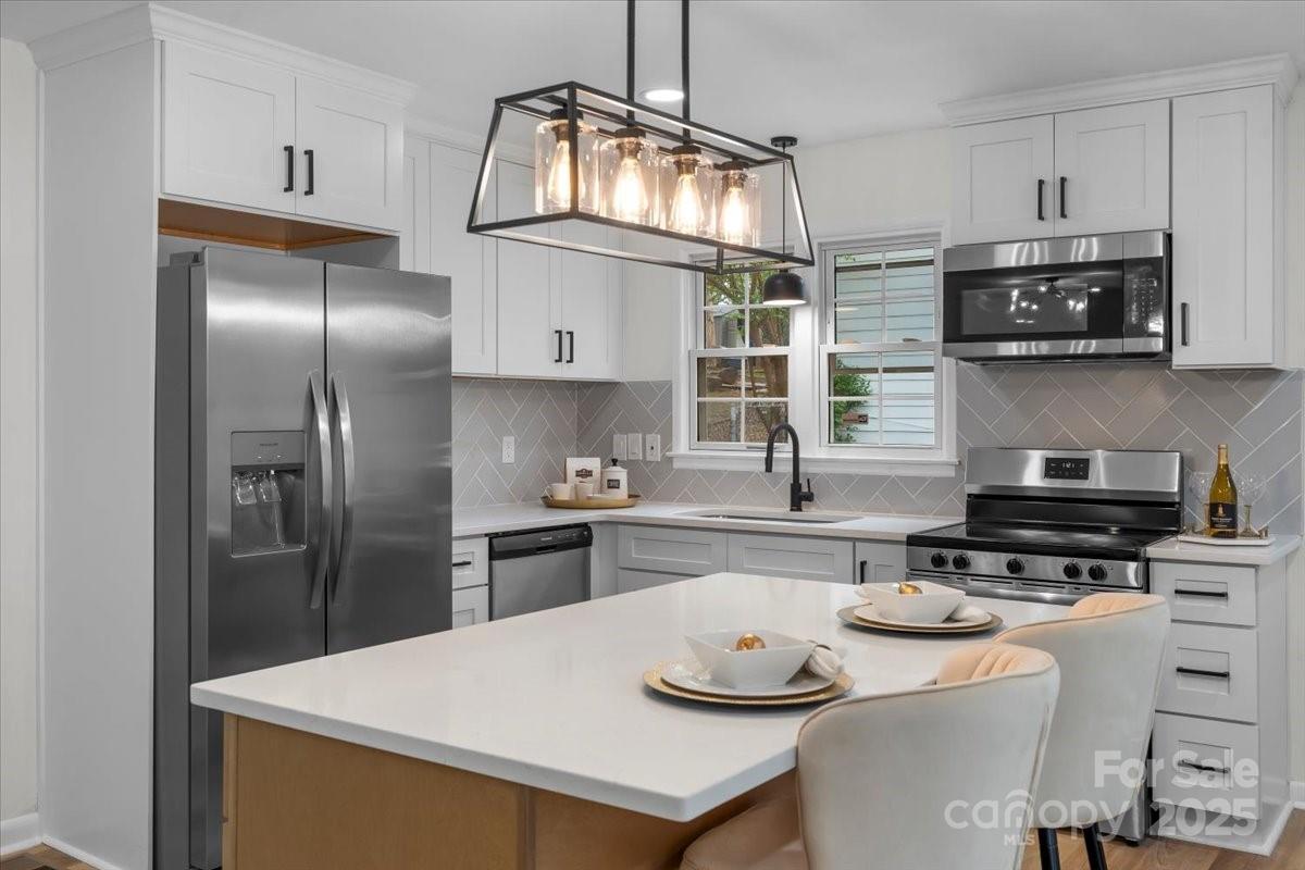 4932 Delivau Drive Property Photo 7