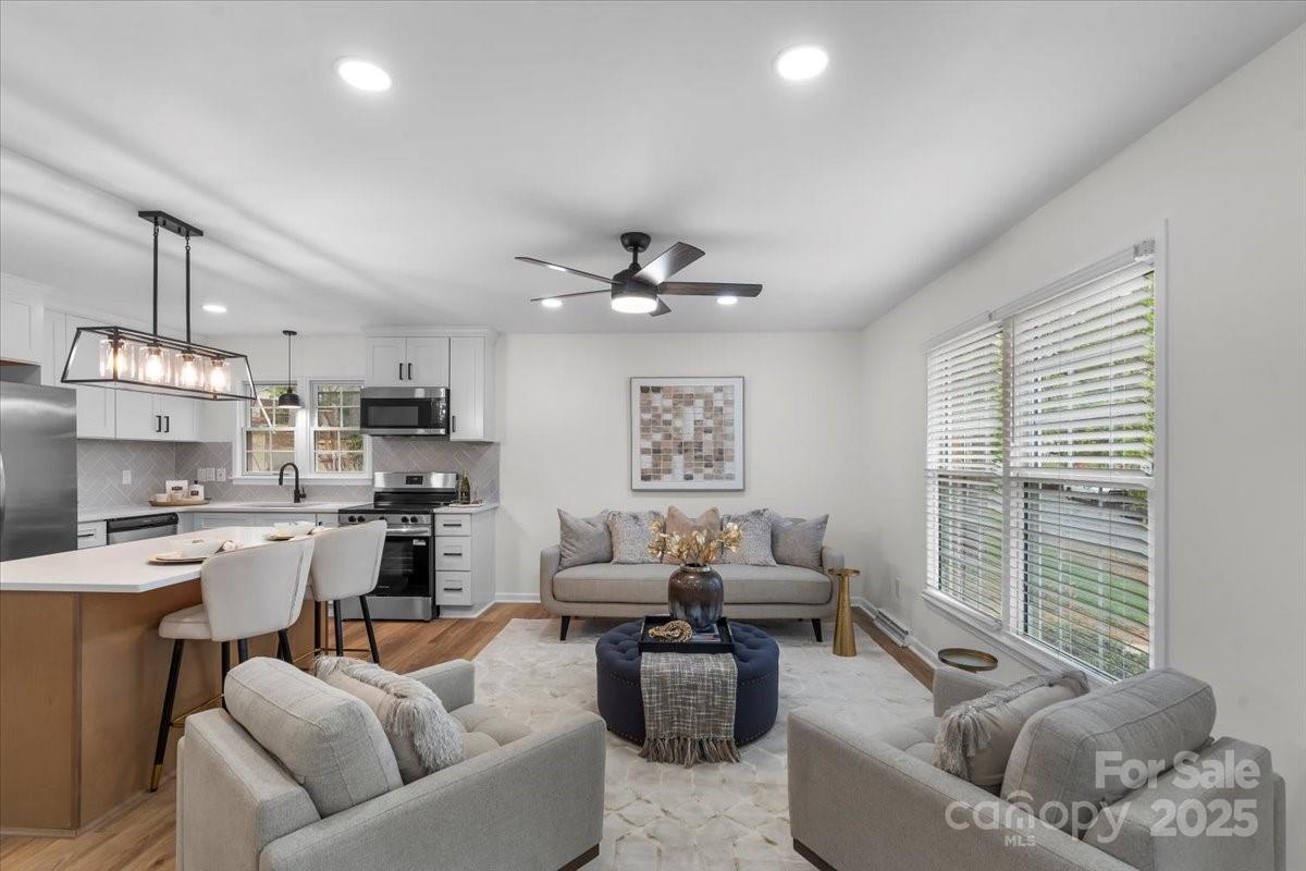 4932 Delivau Drive Property Photo 10