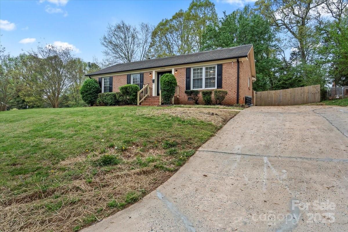 4932 Delivau Drive Property Photo 31