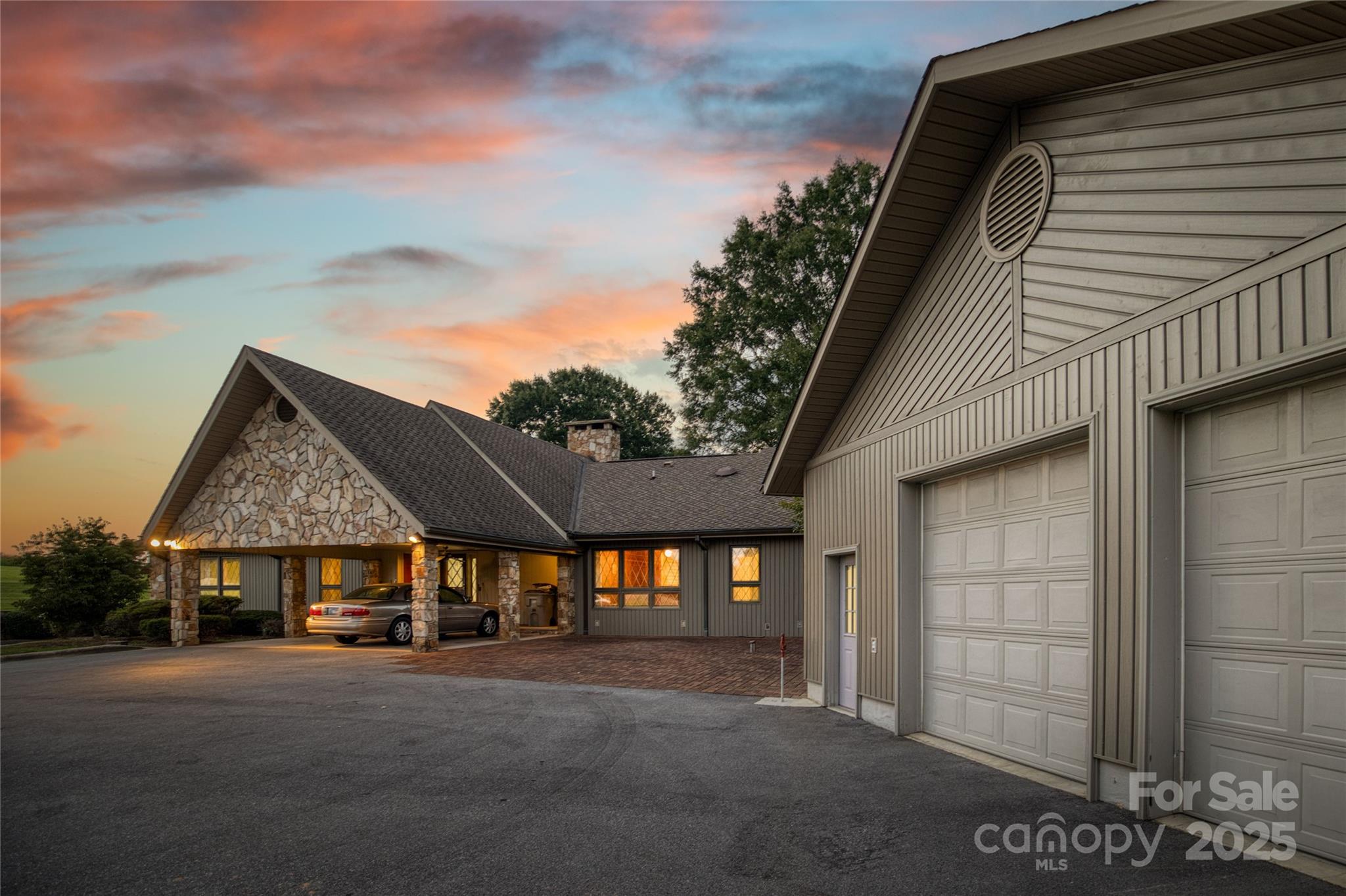 2505 Morganton Boulevard Property Photo 3
