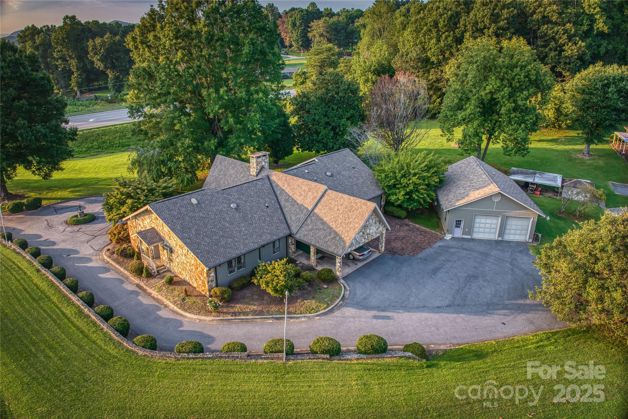 2505 Morganton Boulevard Property Photo 7