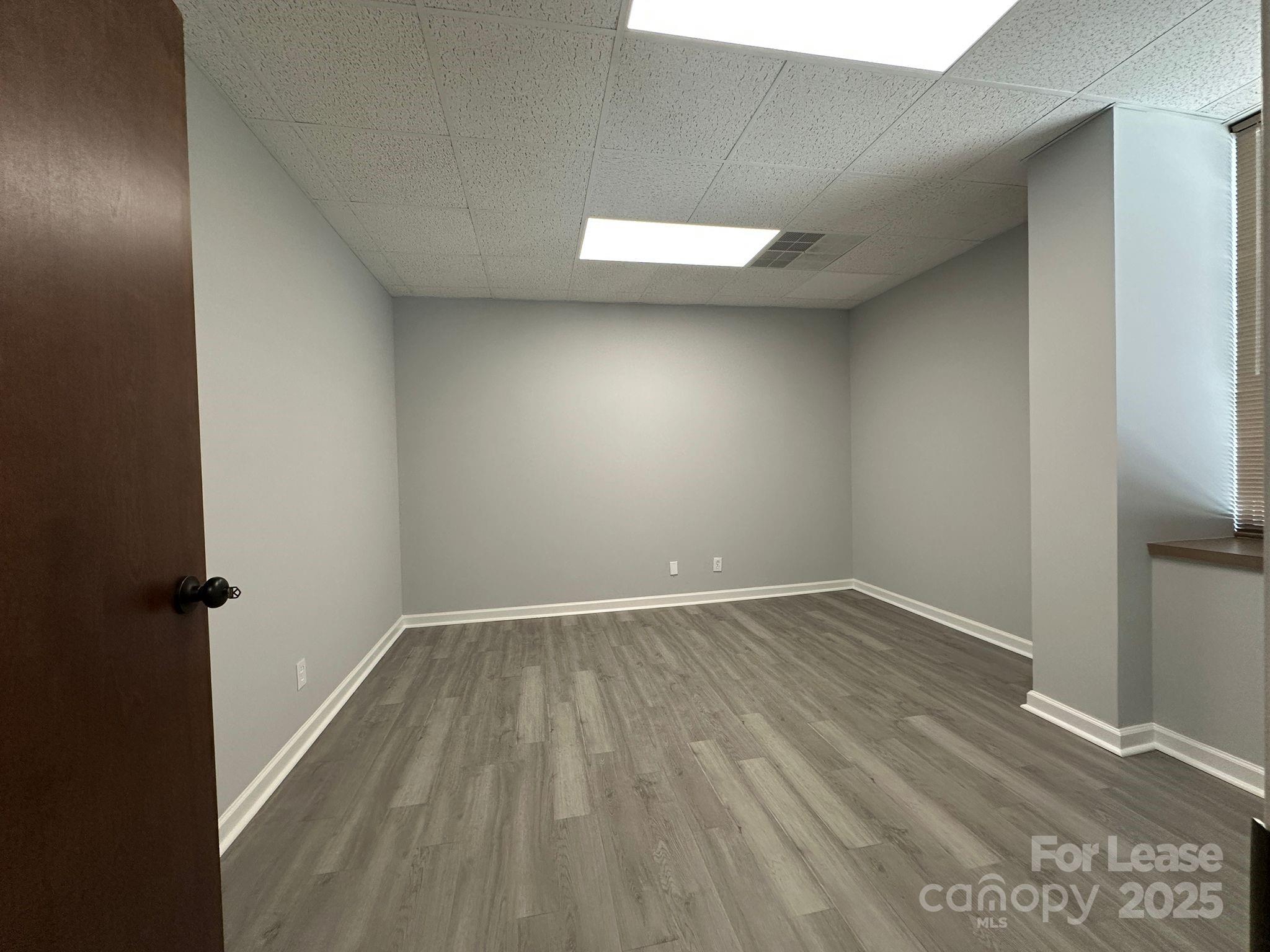 2101 Sardis Road Property Photo 8