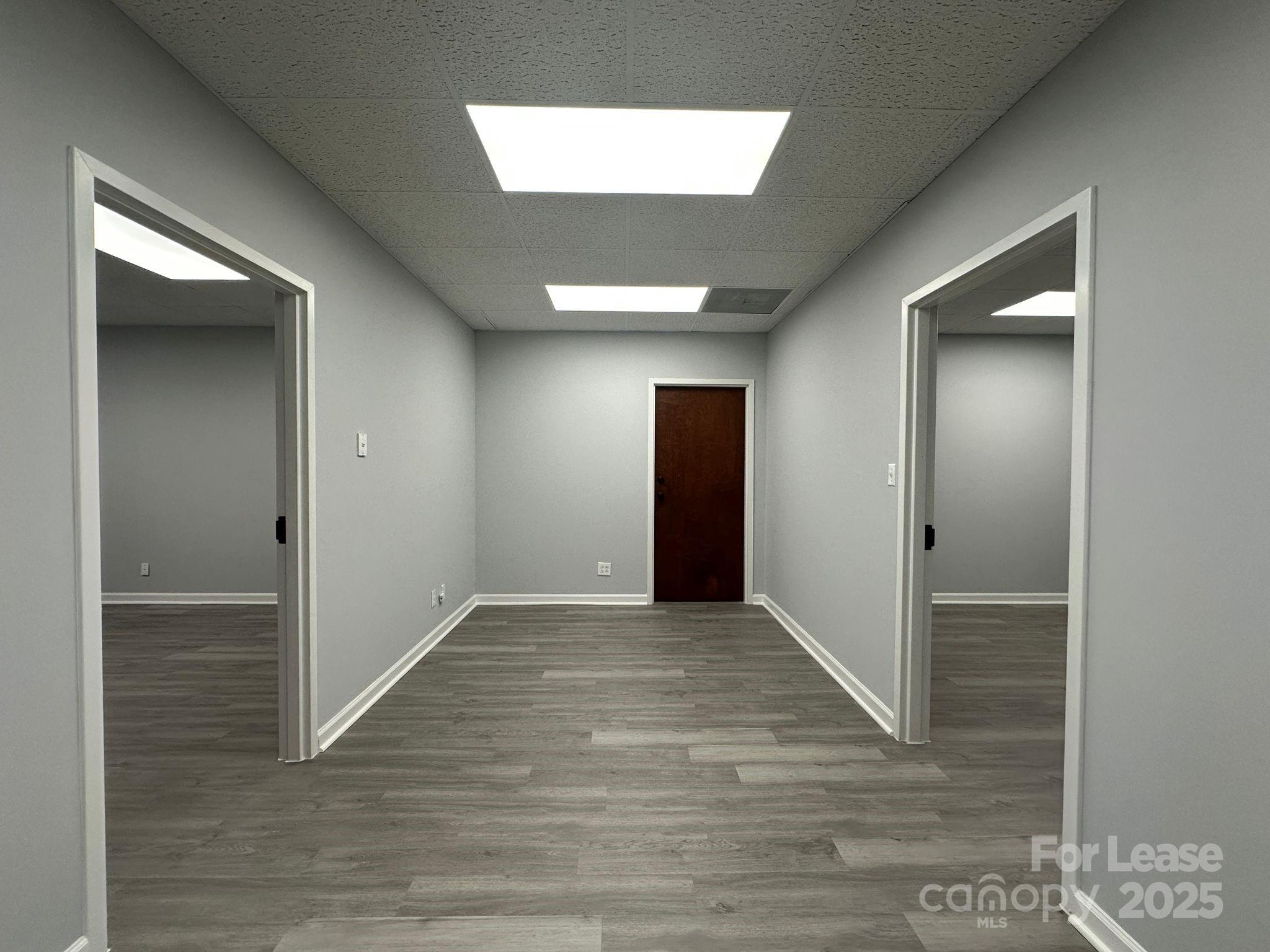 2101 Sardis Road Property Photo 9