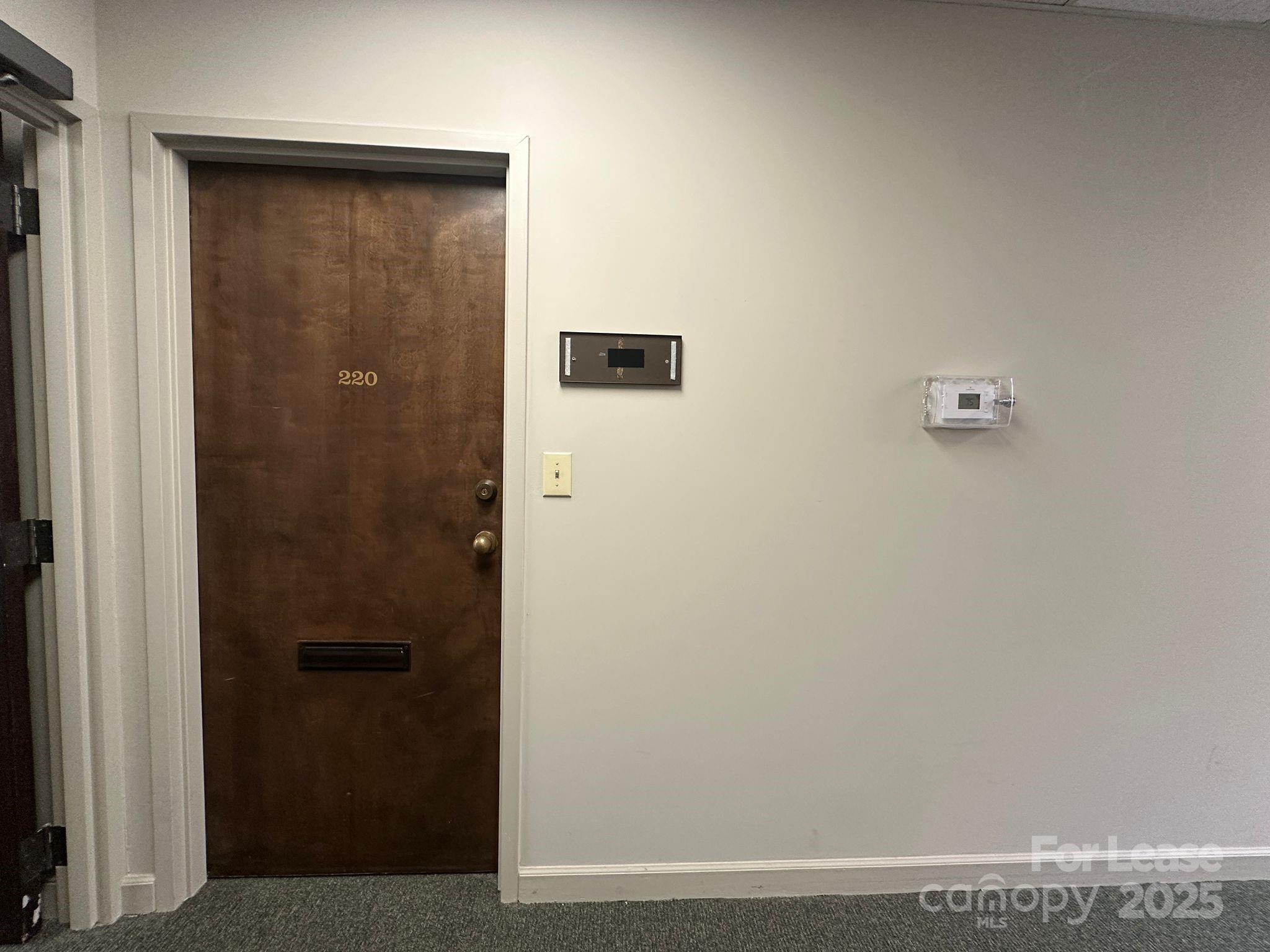 2101 Sardis Road Property Photo 11